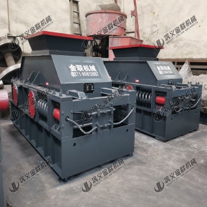 2PG1007中型液壓對輥破碎機設(shè)備發(fā)貨圖片