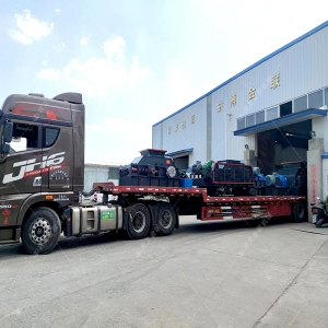 2PG1208液壓對(duì)輥破碎制砂機(jī)發(fā)貨圖片