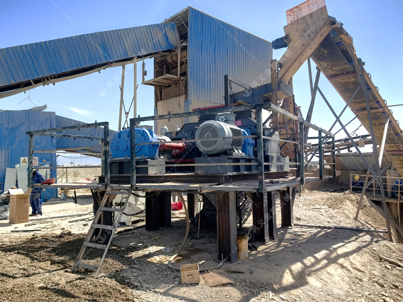 液壓對輥破碎機：破解 “堵塞、磨損、成品差” 三大難題